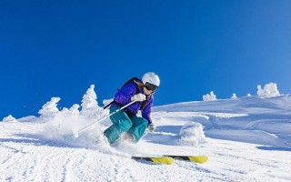 李铁首期国足集训名单引波澜，卓尔俱乐部老总坦言看了脸红