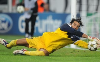 马德兴强调，中国足球亟待解决体系问题，选帅并非首要任务