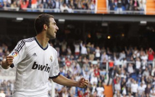 夜读，2亿齐飞引爆足坛风暴，4亿妄为重塑豪门格局